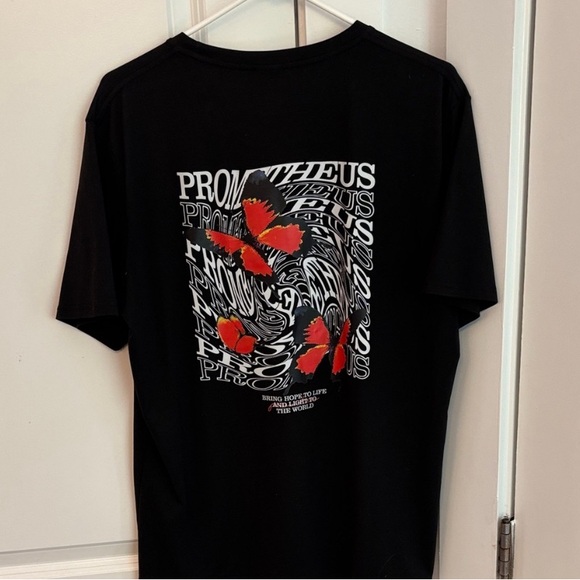 Black Short Sleeve Tee - Picture 3 of 4